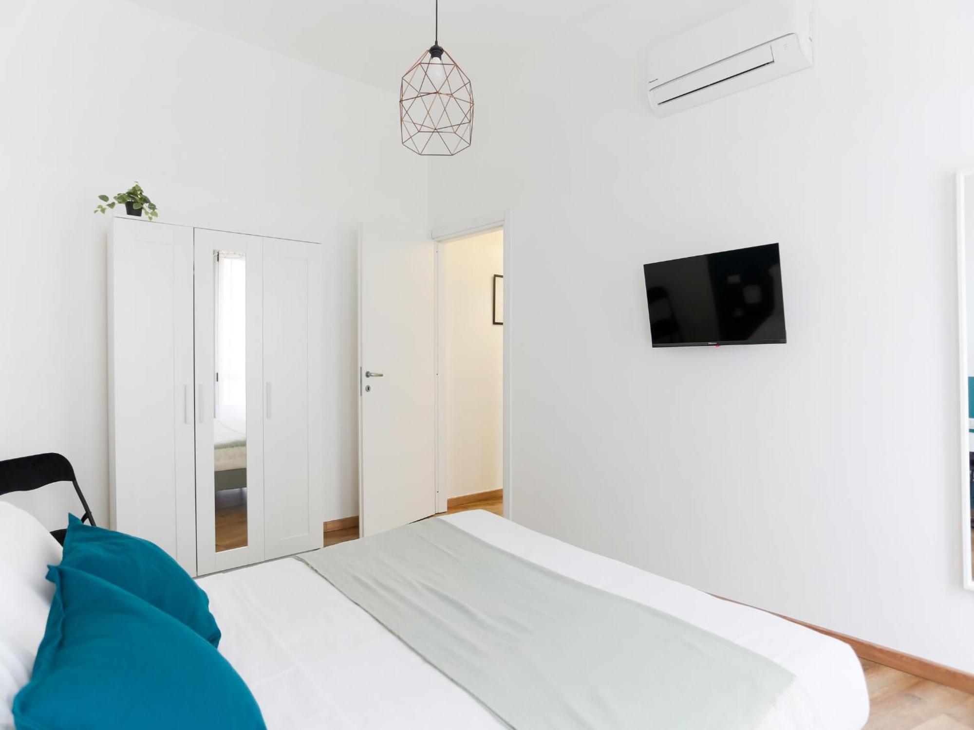 The Rent - Cozy Two-bedroom Near Colonne S Lorenzo * Milán